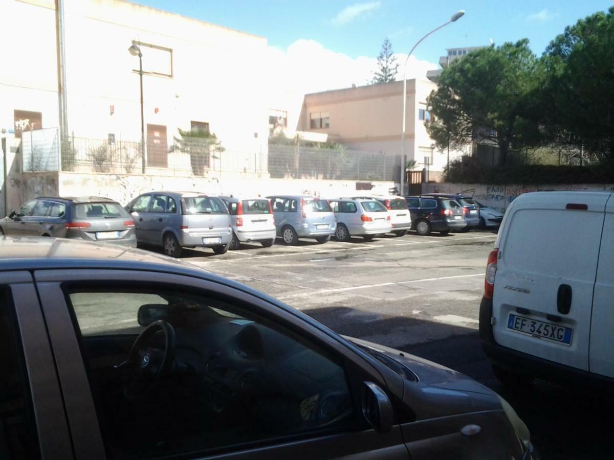 Fortyfourbandb Κάλιαρι Εξωτερικό φωτογραφία
